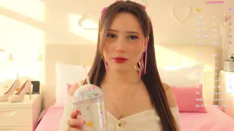 Snapshot of moonlitediva chatting on 12-03-25, 07:16 Cristy online show from 12-03-25, 07:16