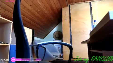 Snapshot of moonsexguy chatting on 07-28-26, 12:48 Flo online show from 07-28-26, 12:48