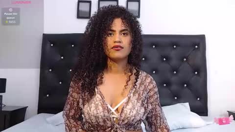 Snapshot of moonshadow_8 chatting on 11-24-25, 11:04 moonshadow_8 online show from 11-24-25, 11:04