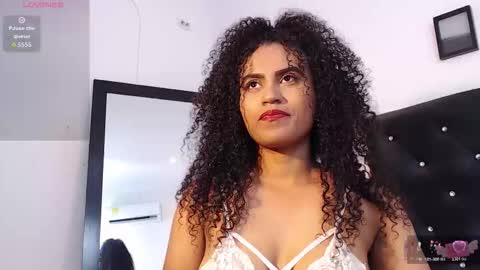 Snapshot of moonshadow_8 chatting on 12-01-25, 10:37 moonshadow_8 online show from 12-01-25, 10:37