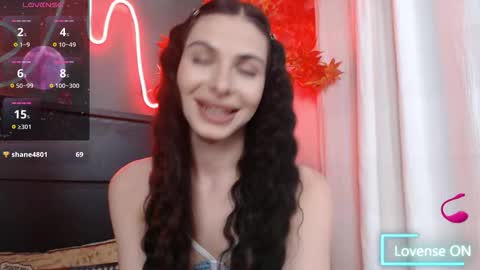 Snapshot of moonshard1 chatting on 12-16-25, 09:09 Moon Shard online show from 12-16-25, 09:09