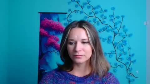 Snapshot of moonsusanna chatting on 11-16-25, 12:11 Susanna online show from 11-16-25, 12:11