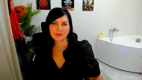 Ask me  online show from 10-21-25, 04:13