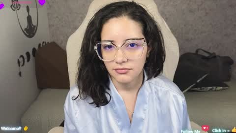 Snapshot of moonwoman_ chatting on 01-30-25, 03:00 Moon Woman online show from 01-30-25, 03:00