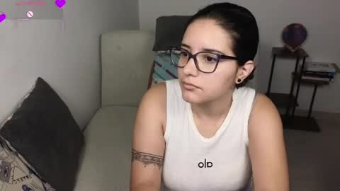 Moon Woman online show from 04-05-26, 03:47