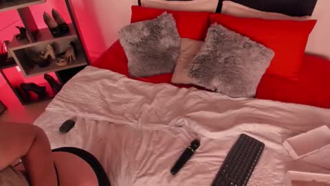 Michelle online show from 10-28-25, 12:41