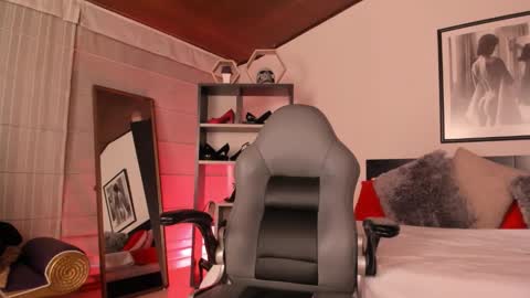 Michelle online show from 10-29-25, 12:29