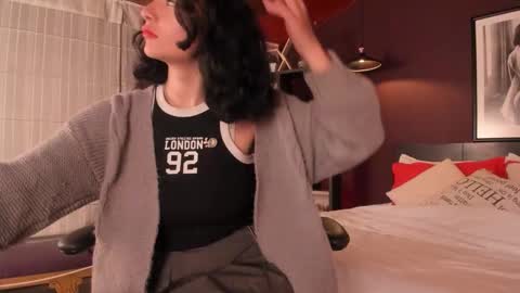 Michelle online show from 02-11-26, 12:32