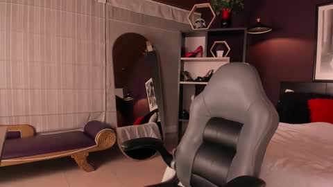 Michelle online show from 02-19-26, 12:01