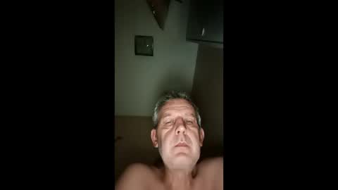 moos1 online show from 09-20-25, 03:07