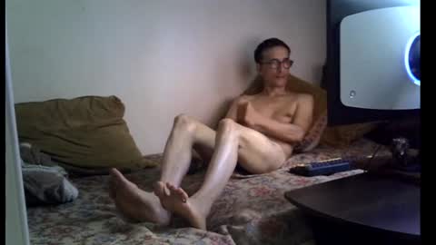 Snapshot of moovurey16 chatting on 07-13-26, 01:41 Alex online show from 07-13-26, 01:41