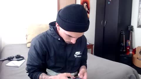 Abelardo online show from 02-19-25, 05:49