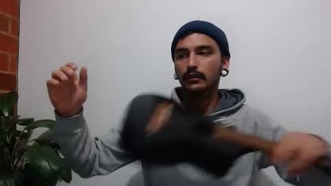 Abelardo online show from 04-23-26, 05:08