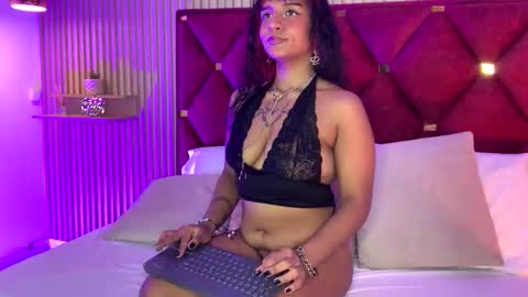 Morticia online show from 02-11-26, 08:36