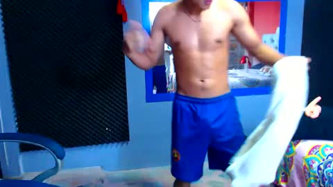 MorenoFullHot online show from 12-21-24, 05:40