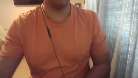 Snapshot of morenolatin19 chatting on 04-06-26, 06:36 Jos Luis online show from 04-06-26, 06:36