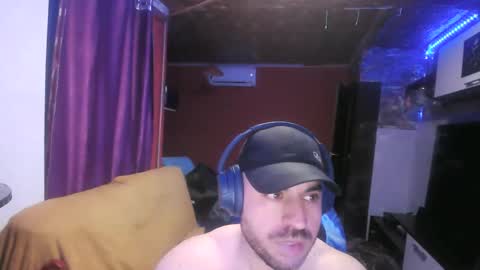 Snapshot of morenovlc848489 chatting on 01-08-26, 02:03 morenovlc848489 online show from 01-08-26, 02:03