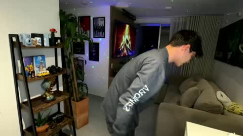   online show from 04-26-26, 11:57