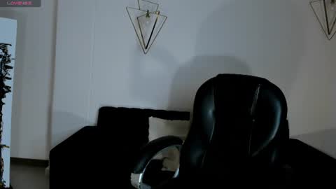 Snapshot of morganhicks chatting on 06-23-26, 10:24 Morgan Hicks online show from 06-23-26, 10:24