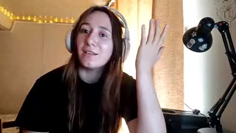 Snapshot of morgansymkowick chatting on 06-11-26, 08:34 Kate online show from 06-11-26, 08:34