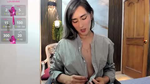 Snapshot of moriahhoe chatting on 11-07-25, 08:09 Moriah online show from 11-07-25, 08:09