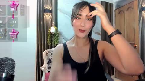 Snapshot of moriahhoe chatting on 11-12-25, 08:52 Moriah online show from 11-12-25, 08:52