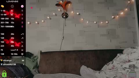 Snapshot of morimy chatting on 12-18-24, 06:53 Lisa 3 online show from 12-18-24, 06:53