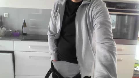 Snapshot of morningfunn chatting on 01-06-25, 09:41 morningfunn online show from 01-06-25, 09:41