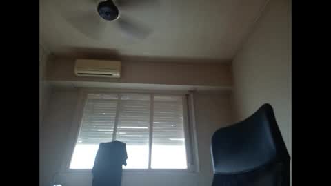 Snapshot of morocho777 chatting on 02-08-25, 09:46 Bruno online show from 02-08-25, 09:46