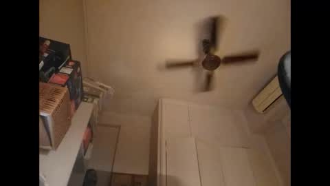 Snapshot of morocho777 chatting on 03-06-25, 04:19 Bruno online show from 03-06-25, 04:19