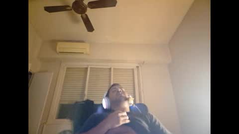 Snapshot of morocho777 chatting on 03-12-25, 05:35 Bruno online show from 03-12-25, 05:35