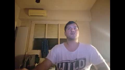 Snapshot of morocho777 chatting on 10-14-25, 04:13 Bruno online show from 10-14-25, 04:13