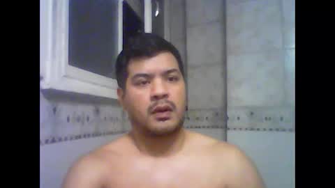 Snapshot of morocho777 chatting on 10-20-25, 11:49 Bruno online show from 10-20-25, 11:49