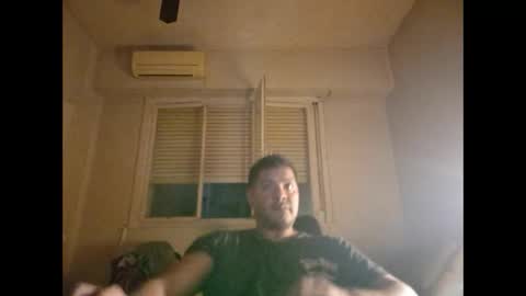 Snapshot of morocho777 chatting on 11-05-25, 05:51 Bruno online show from 11-05-25, 05:51