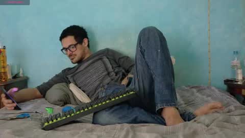 Snapshot of morpheus_the_oniro chatting on 04-27-26, 08:40 Morpheo online show from 04-27-26, 08:40