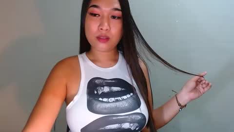 Snapshot of morriganhel_ chatting on 12-12-24, 07:08 morriganhel_ online show from 12-12-24, 07:08