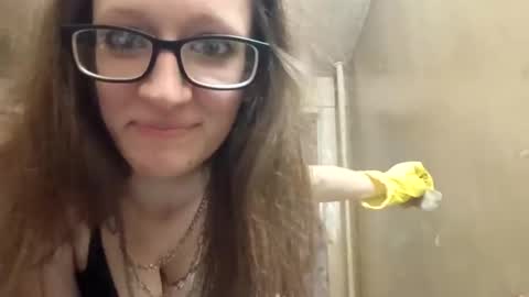 Snapshot of morriganthorn chatting on 10-12-25, 12:09 Switch Princess Chloe online show from 10-12-25, 12:09