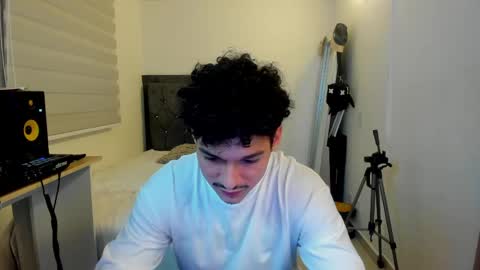 Snapshot of morthy_downey chatting on 05-17-26, 02:09 Morthy online show from 05-17-26, 02:09