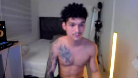 Snapshot of morthy_downey chatting on 05-19-26, 04:41 Morthy online show from 05-19-26, 04:41