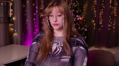 Snapshot of morvelyn chatting on 01-15-26, 02:10 morvelyn online show from 01-15-26, 02:10