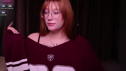 Snapshot of morvelyn chatting on 02-08-26, 01:03 morvelyn online show from 02-08-26, 01:03