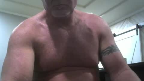 Snapshot of motorguy08 chatting on 12-20-24, 05:04 motorguy08 online show from 12-20-24, 05:04