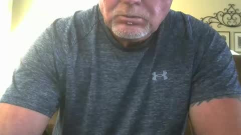 Snapshot of motorguy08 chatting on 10-23-25, 09:13 motorguy08 online show from 10-23-25, 09:13