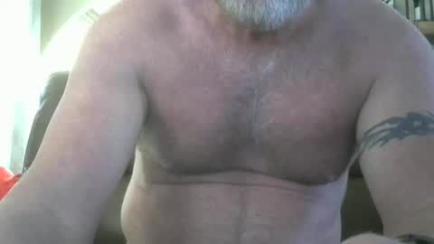 Snapshot of motorguy08 chatting on 11-26-25, 09:16 motorguy08 online show from 11-26-25, 09:16