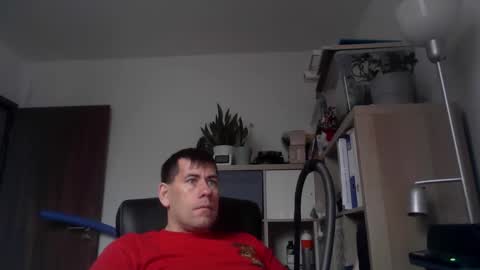 Niko online show from 12-17-25, 10:43