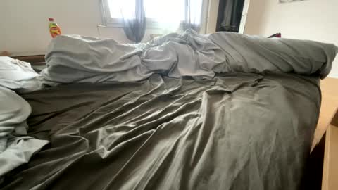 CamO online show from 01-04-25, 11:33