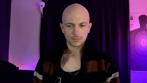 mount_vesuvius online show from 11-21-25, 05:22