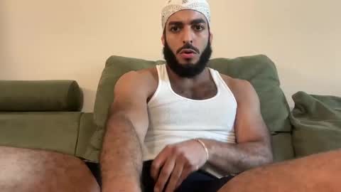 Snapshot of mountaiden chatting on 10-05-25, 08:40 mountaiden online show from 10-05-25, 08:40