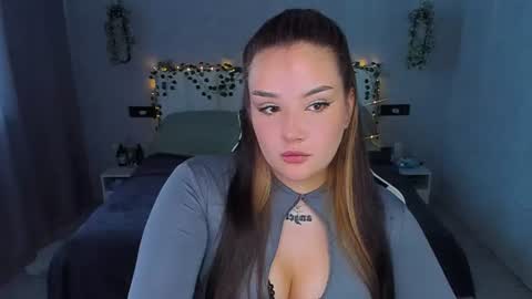 Carolina online show from 06-11-26, 03:37