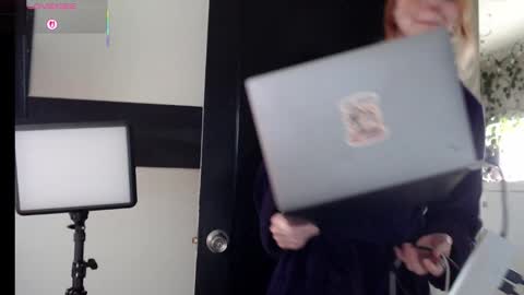 Mousie online show from 10-23-25, 08:40